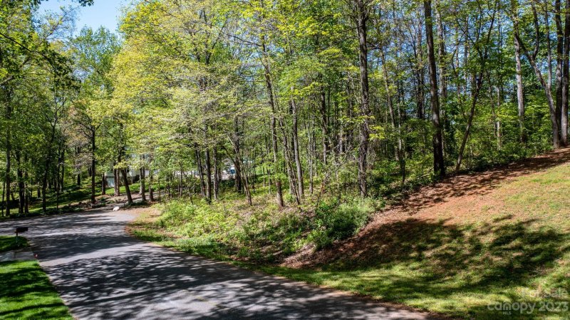 Property image 5 at 2972 Dogwood Street, Newton, NC 28658