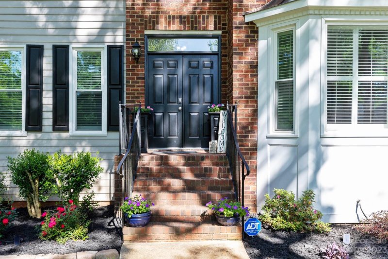 Property image 2 at 2070 Cavendale Drive, Rock Hill, SC 29732