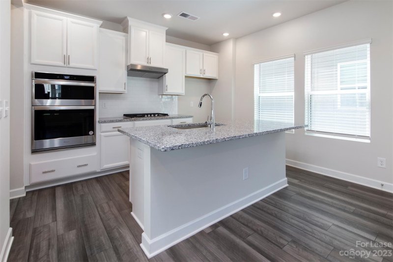 Property image 4 at 11024 Broadbent Court, Charlotte, NC 28278