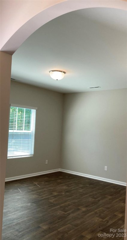 Property image 5 at 2820 Capitol Drive, Charlotte, NC 28208