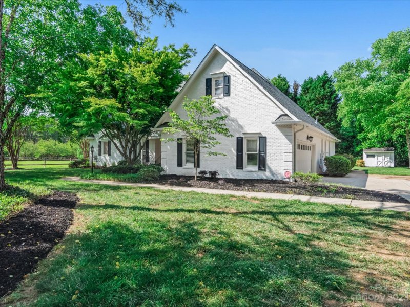 Property image 2 at 1136 Concord Road, Davidson, NC 28036