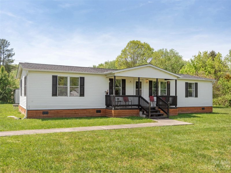 90 E Sugar Maple Drive