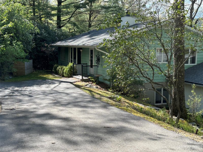 Property image 2 at 67 Ridgeview Road, Spruce Pine, NC 28777