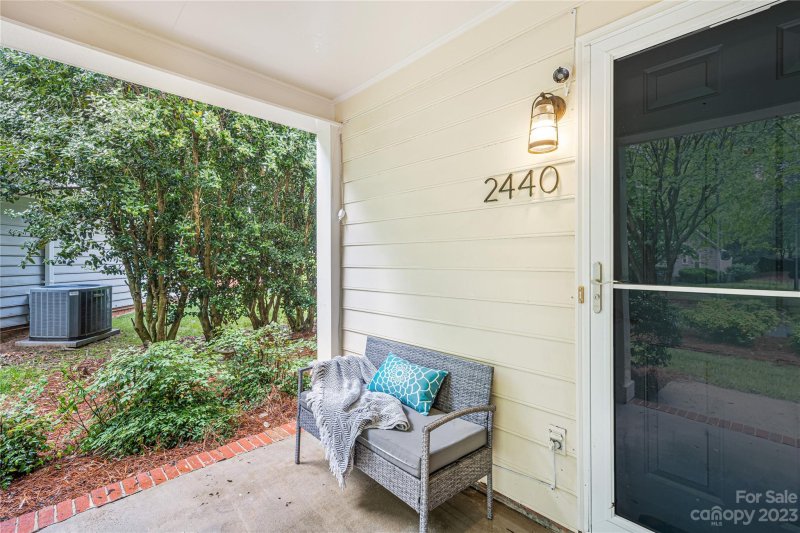Property image 4 at 2440 Dryden Lane, Charlotte, NC 28210
