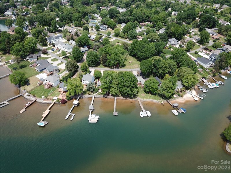 Property image 5 at 21520 Rio Oro Drive, Cornelius, NC 28031