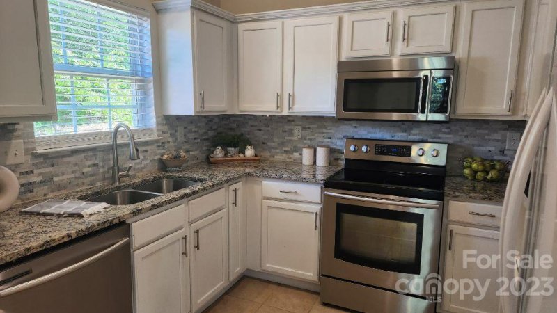 Property image 3 at 224 Long Creek Parkway, Charlotte, NC 28214