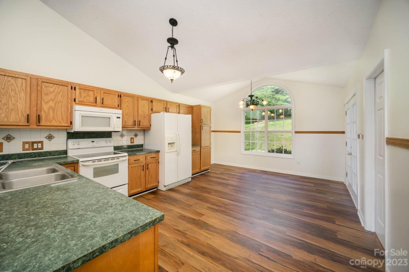 Property image 4 at 1136 Brigadoon Court, Concord, NC 28025