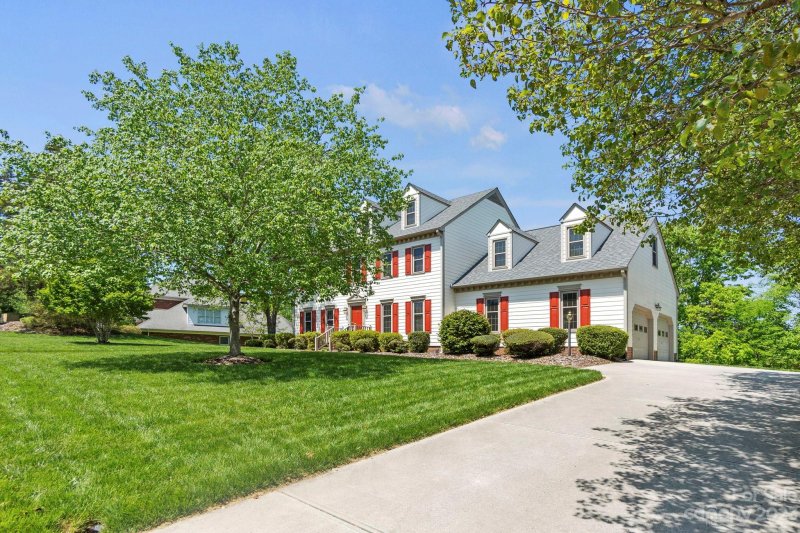 Property image 3 at 203 Spaniel Drive, Concord, NC 28025