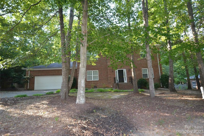 4931 Ardenwoods Drive