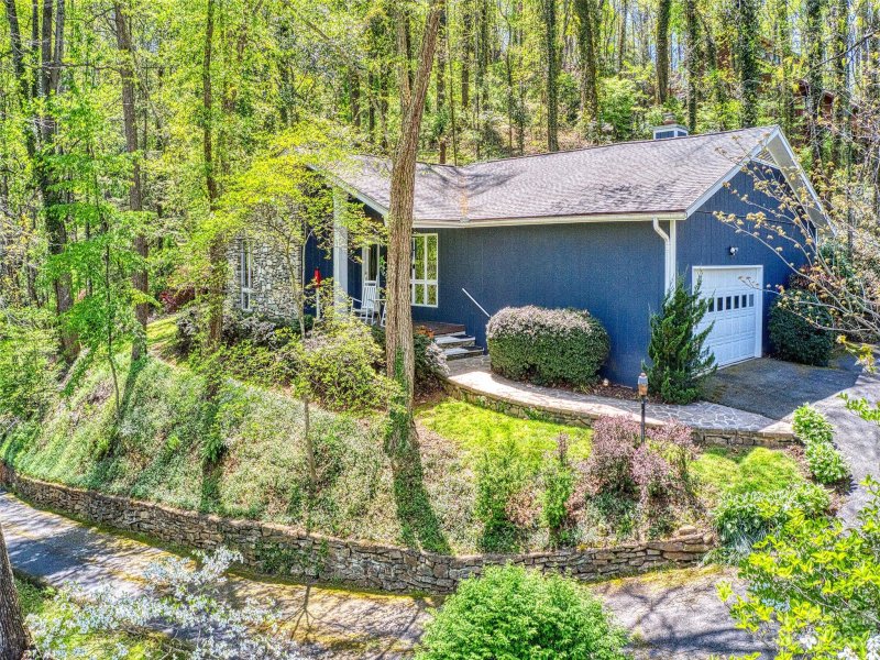 Property image 3 at 575 Auburn Park Drive, Waynesville, NC 28786
