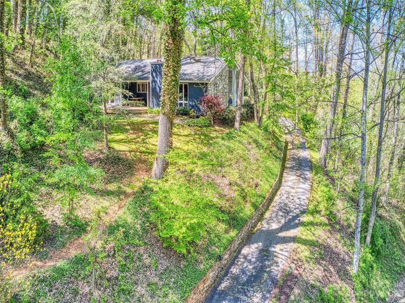 Property image 4 at 575 Auburn Park Drive, Waynesville, NC 28786