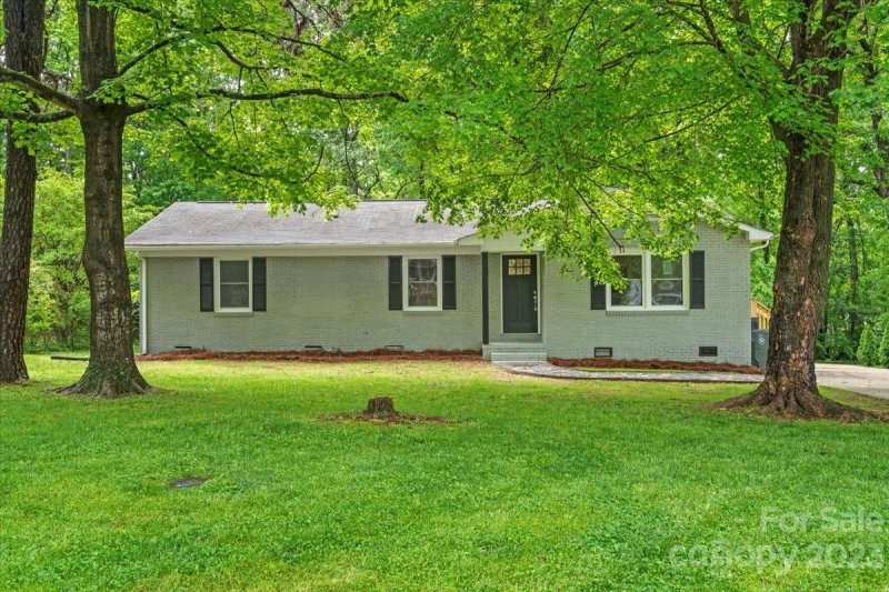206 Cottage Place