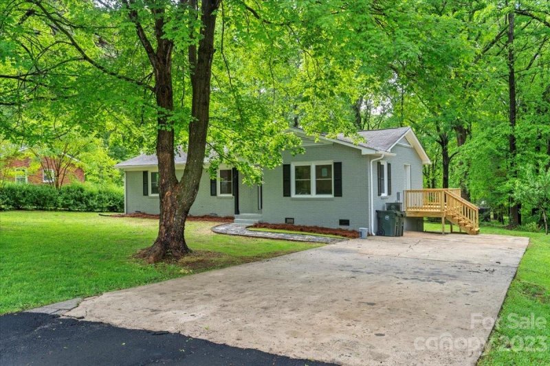 Property image 2 at 206 Cottage Place, York, SC 29745