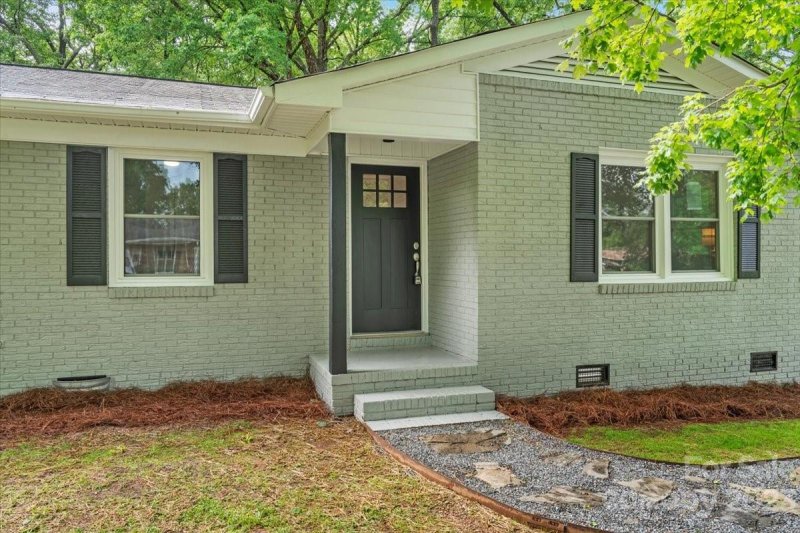 Property image 3 at 206 Cottage Place, York, SC 29745