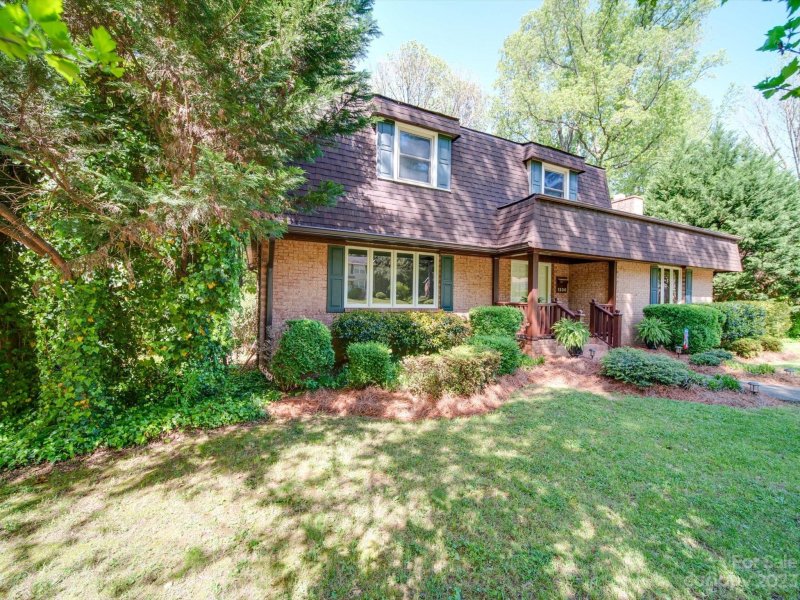 Property image 2 at 1200 Berkshire Drive, Kannapolis, NC 28081