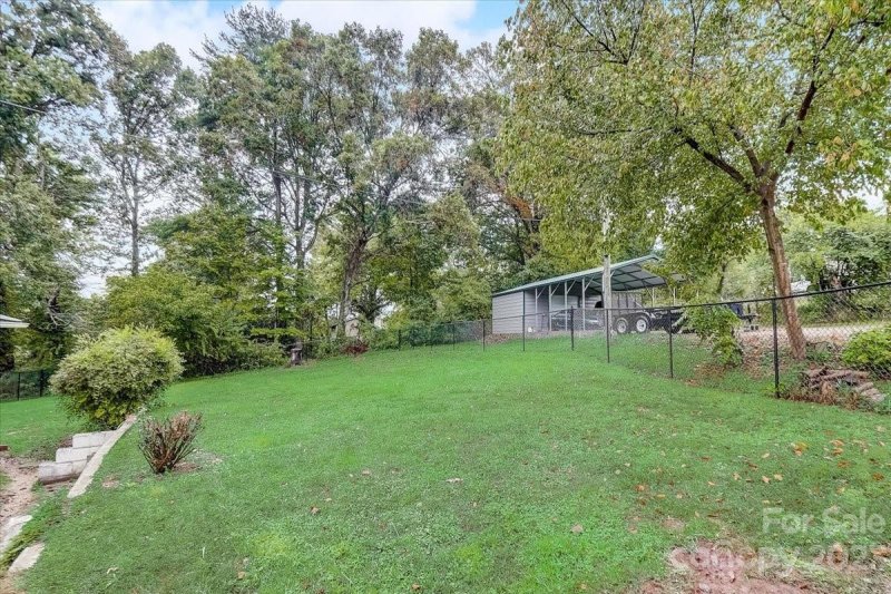 Property image 4 at 151 Rocky Street, Hendersonville, NC 28792