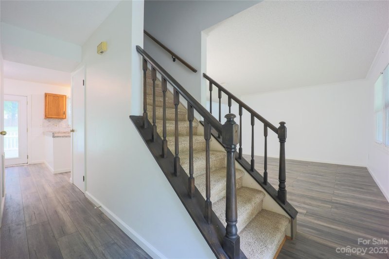 Property image 3 at 6700 Morganford Road, Charlotte, NC 28211