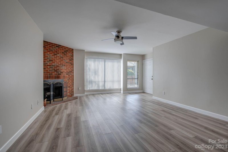 Property image 5 at 1604 W Sharon Road, Charlotte, NC 28210