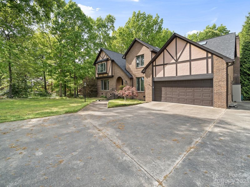Property image 2 at 100 Gold Dust Court, Kings Mountain, NC 28086