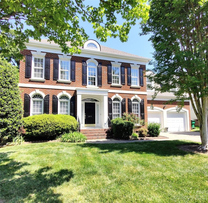 2614 Sawgrass Ridge Place