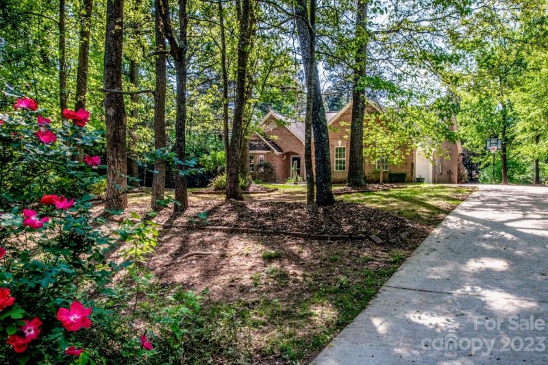 237 Collingswood Road