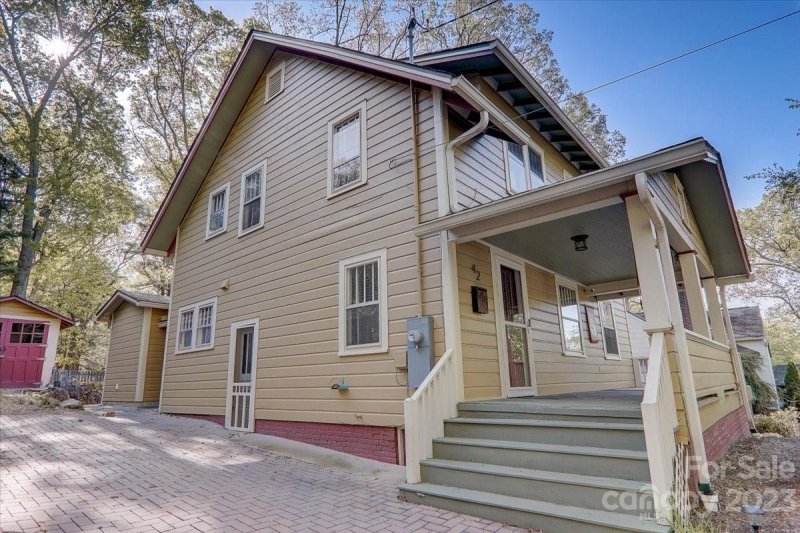 Property image 4 at 42 Westover Drive, Asheville, NC 28801