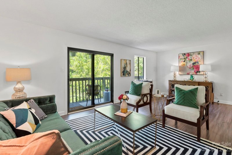 3707 Winding Creek Lane