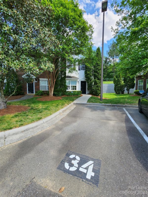 Property image 2 at 2434 Ryerson Court, Charlotte, NC 28213