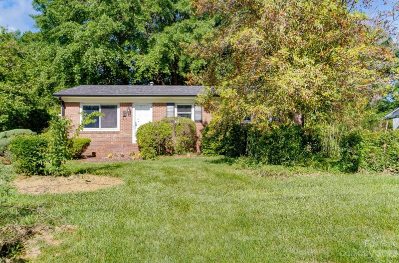 Property image 3 at 1019 Shenandoah Drive, Gastonia, NC 28052