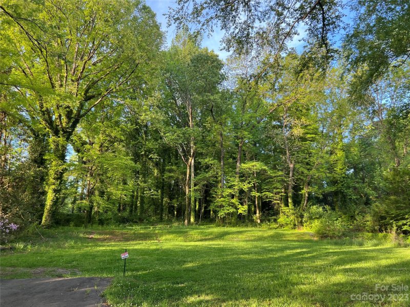 Property image 2 at 5301 Carmel Park Drive, Charlotte, NC 28226