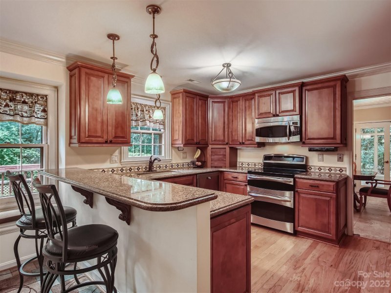 Property image 5 at 8915 Rally Drive, Charlotte, NC 28277