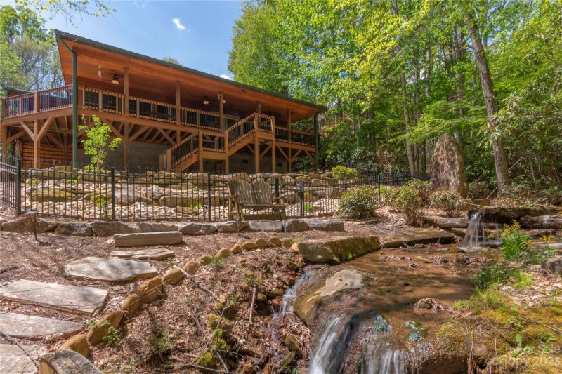 612 Brannon Forest Drive