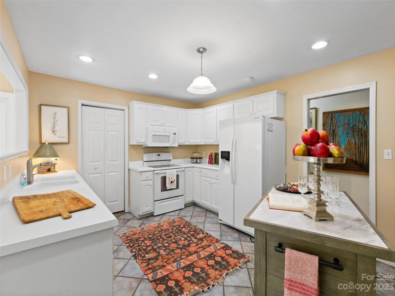 Property image 5 at 40 Kinross Drive, Flat Rock, NC 28731