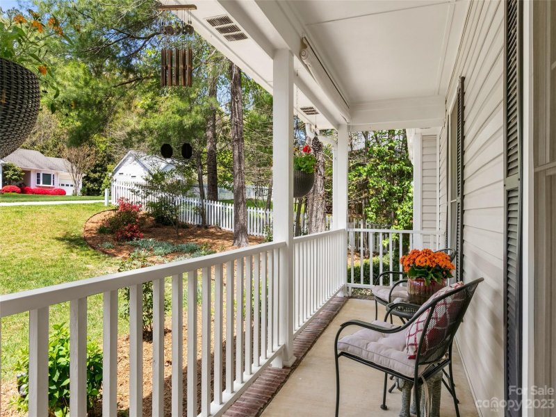 Property image 3 at 27 Southchase Drive, Fletcher, NC 28732