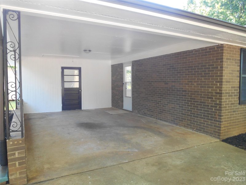 Property image 3 at 2219 23rd Street Place, Hickory, NC 28601