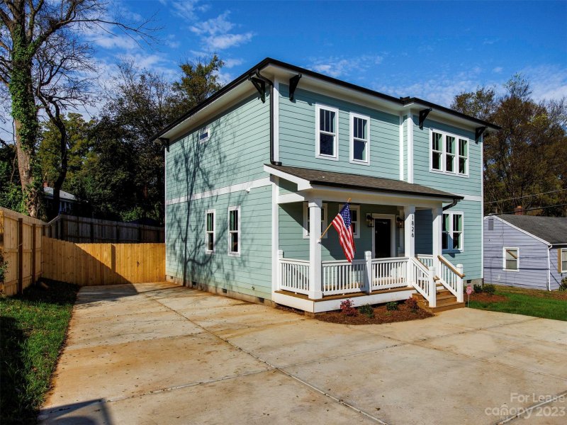 Property image 2 at 1826 Berryhill Road, Charlotte, NC 28208