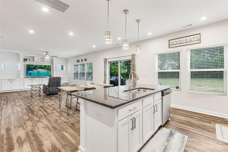 Property image 4 at 4547 Collingham Drive, Charlotte, NC 28273