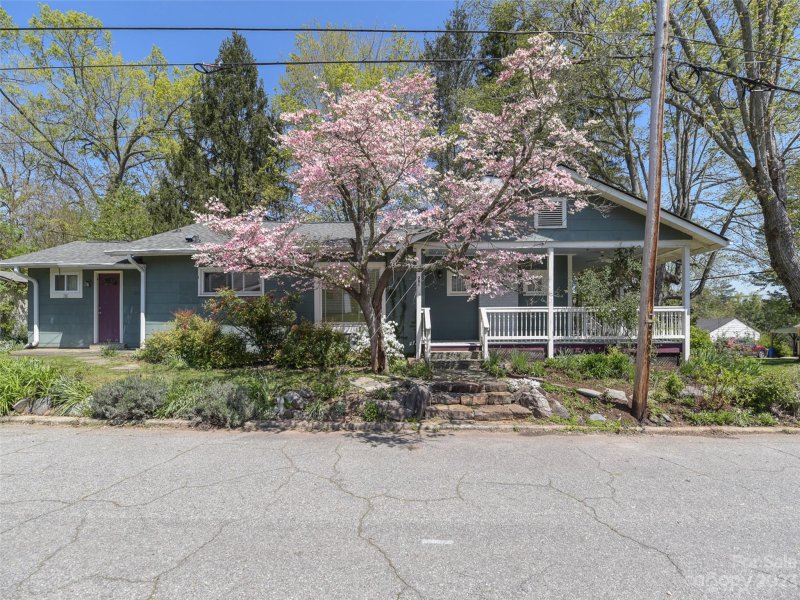 Property image 2 at 281 Sulphur Springs Road, Asheville, NC 28806