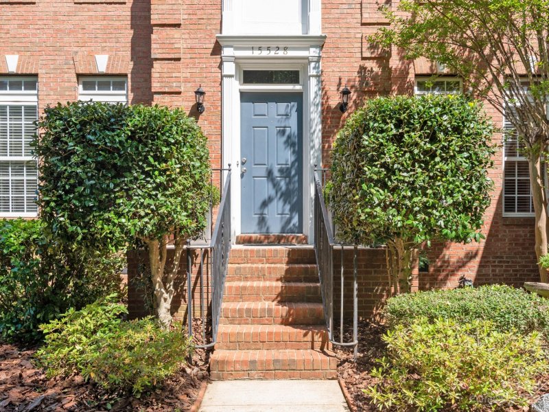 Property image 2 at 15528 Donnington Drive, Charlotte, NC 28277