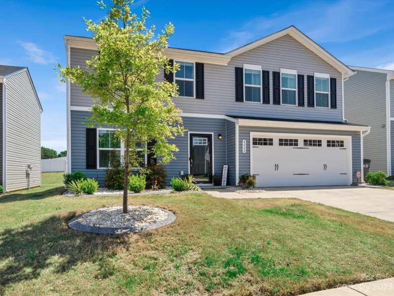 Property image 2 at 8022 Bruce Street, Charlotte, NC 28215