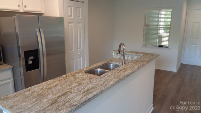 Property image 4 at 2210 Sumner Green Avenue, Charlotte, NC 28203