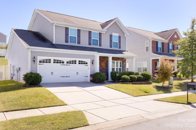 Property image 2 at 1272 Farm Branch Drive, Concord, NC 28027