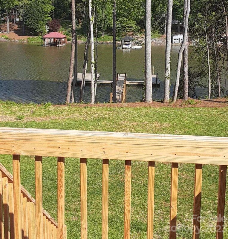 Property image 2 at 6909 Navajo Trail, Sherrills Ford, NC 28673