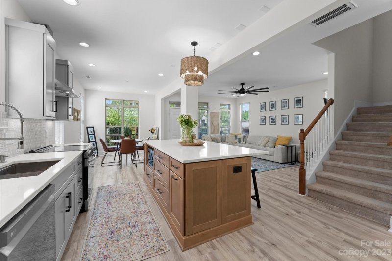 Property image 3 at 14030 Cedar Pond Circle, Huntersville, NC 28078