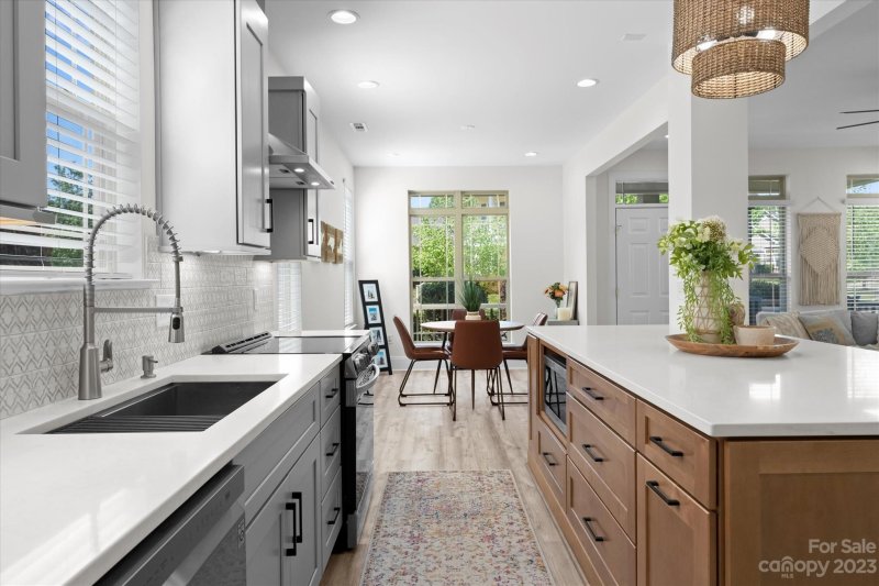 Property image 4 at 14030 Cedar Pond Circle, Huntersville, NC 28078