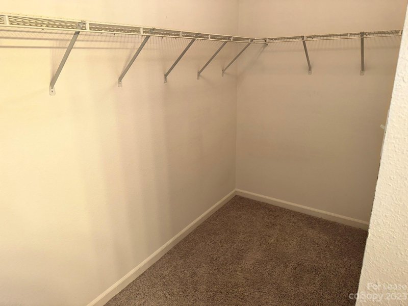 Property image 3 at 3042 Meadow Knoll Drive, Charlotte, NC 28269