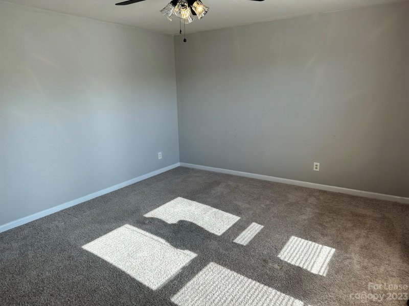 Property image 5 at 3042 Meadow Knoll Drive, Charlotte, NC 28269