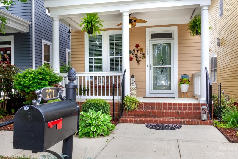 Property image 3 at 271 Bridges Farm Road, Mooresville, NC 28115