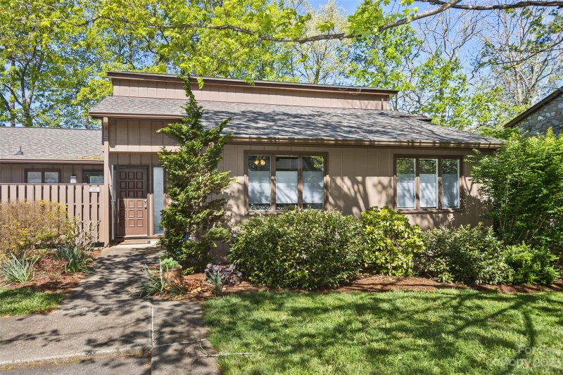 459 Crowfields Drive