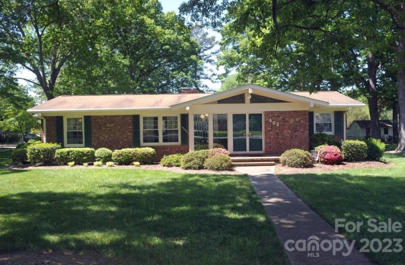 Property image 2 at 402 White Oaks Road, Salisbury, NC 28147